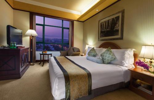 Nanshan Hotel | Hotel Indigo Shenzhen Overseas Chinese Town by IHG