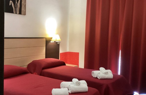 Polla Hotel | Hotel Insteia