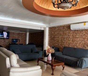Colon Hotel | Hotel Internacional de Colón