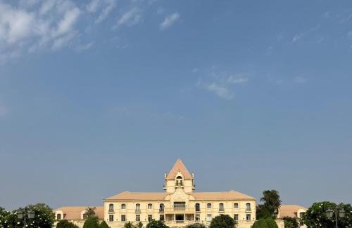Daund Hotel | Hotel Irada, Pune Wine Country