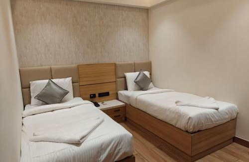 Guntur Hotel | Hotel Isha Inn