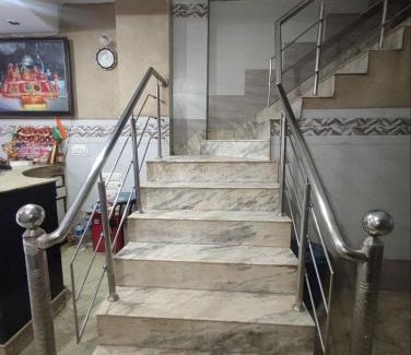 Katra Hotel | Hotel Ishaan International Near Yatra Parchi Counter