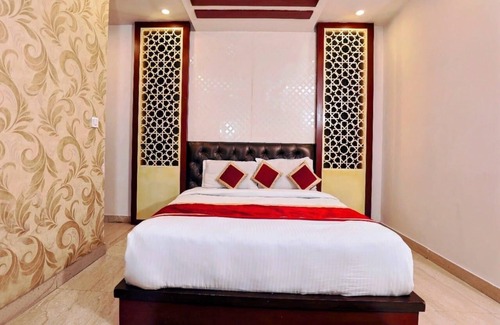 Dariyaganj Hotel | HOTEL ISHAAN RESIDENCY