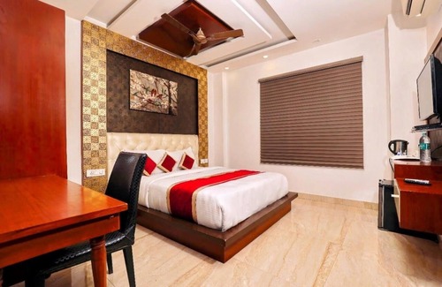 Dariyaganj Hotel | HOTEL ISHAAN RESIDENCY