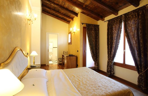 Grantortino di Gazzo Hotel | Hotel Isola di Caprera