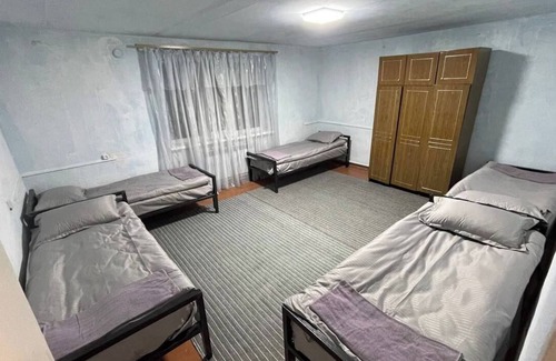 Karakol House | Hotel Jakesh