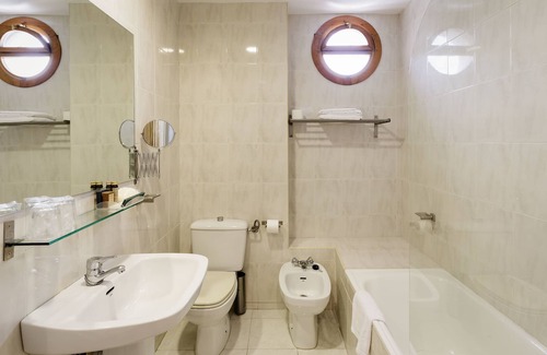Puente La Reina Hotel | Hotel Jakue