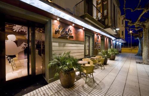Mollerussa Hotel | Hotel Jardí Apartaments