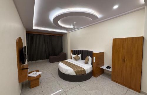 Khattalwada Hotel | Hotel JD Inn Petlad
