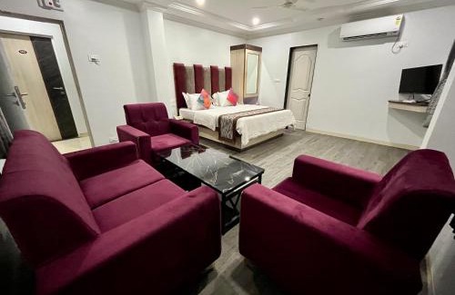 Phaltan Hotel | Hotel Jeet Paradise