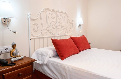 Camas Hotel | HOTEL JM CAMAS