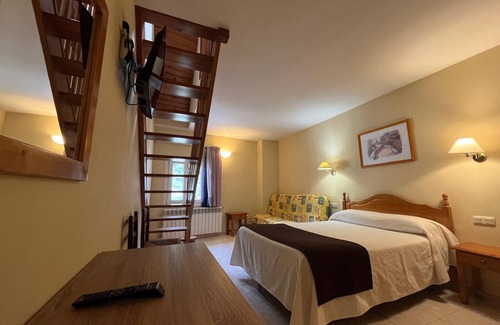 Les House | Hotel Joan Canejan