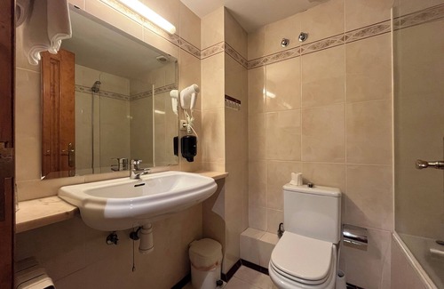 Les House | Hotel Joan Canejan