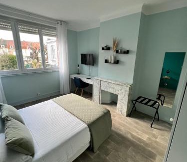 Armentieres Hotel | Hotel Joly