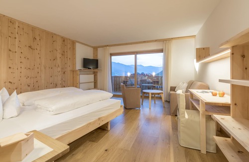 Naz Sciaves Hotel | Hotel Jonathan