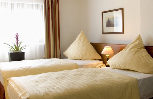 Refrath Hotel | Hotel Kölner Hof Refrath