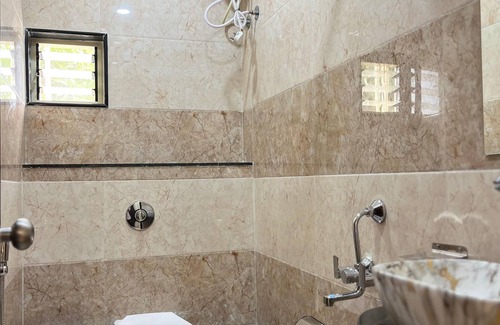Ellora Hotel | Hotel Kailas Lodging