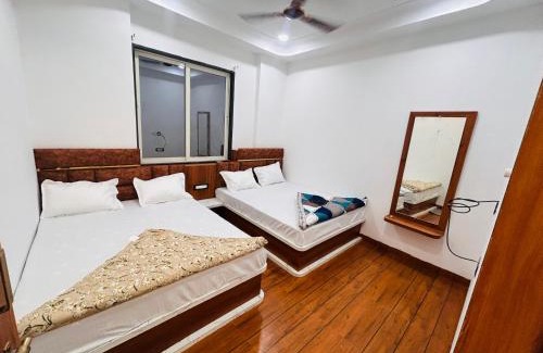 Omkareshwar Hotel | Hotel Kalyan