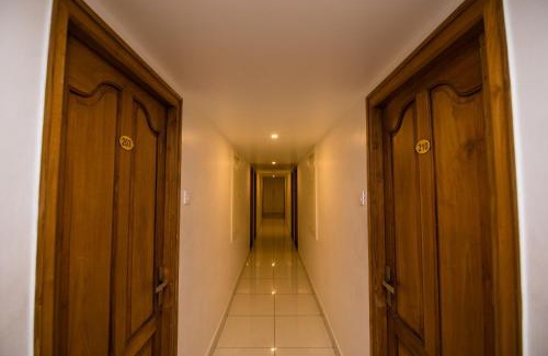 Palakkad Hotel | Hotel Kapilavasthu