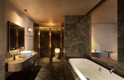 Chun'an Hotel | Hotel Karen