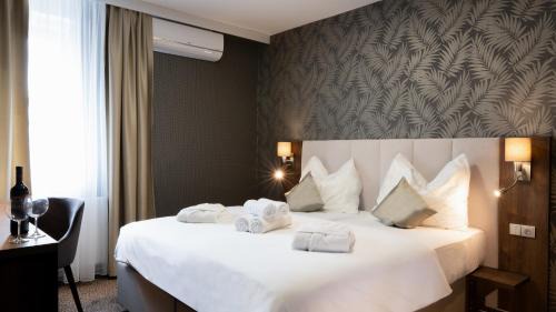 Lanskroun House | Hotel Karolina