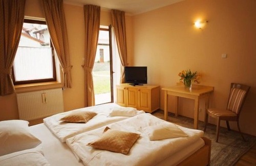 Lozorno Hotel | Hotel Karpatsky Dvor