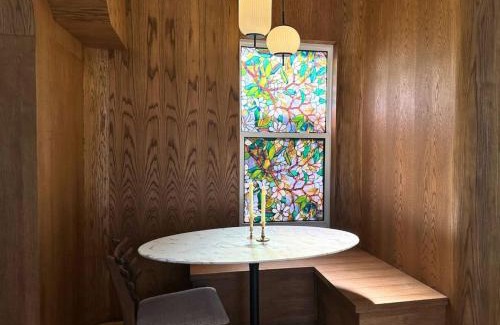 Prince Edward House | Hotel Karydia A private guesthouse experience in Prince Edward County