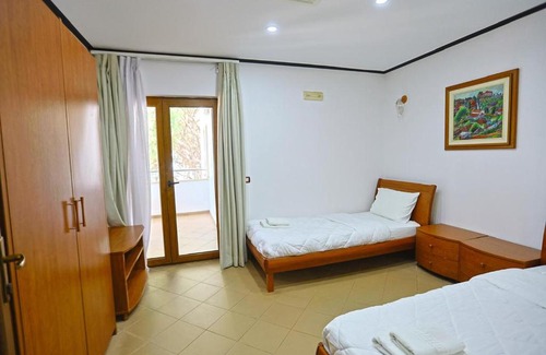 Golem Hotel | Hotel Kastrati