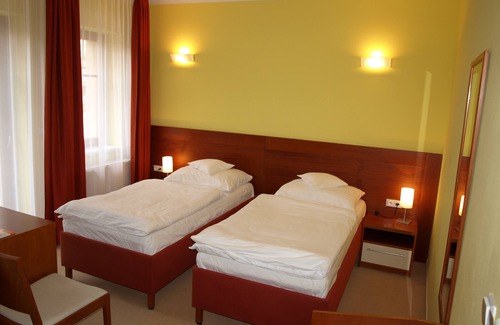 Opava Hotel | Hotel KATERAIN