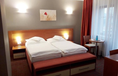 Opava Hotel | Hotel KATERAIN