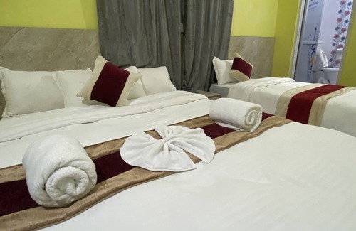 Bharatpur Hotel | Hotel Kavya Inn Chitwan