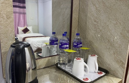Bharatpur Hotel | Hotel Kavya Inn Chitwan