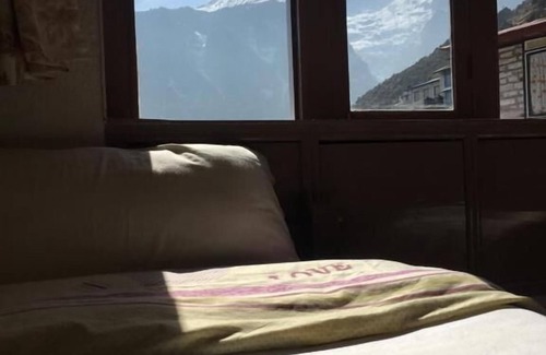 Namche Bazaar Hotel | Hotel Khangri