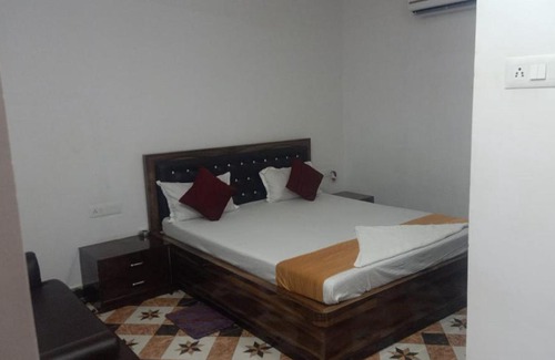 Madhubani Hotel | Hotel King Palace