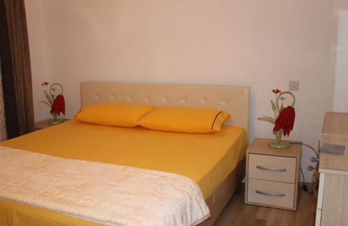 Bajram Curri Apartment | Hotel Kings Apartments
