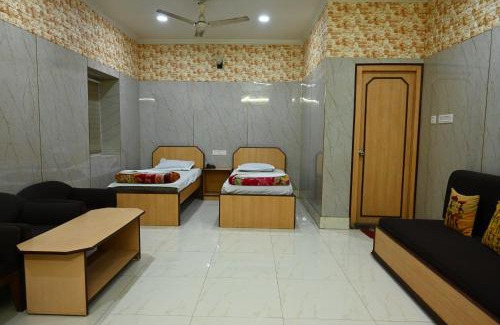Kalighat Hotel | Hotel Komala Vilas