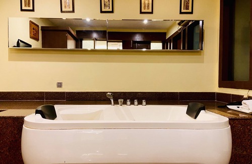 Tezpur Hotel | Hotel KRC Palace