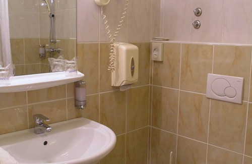 Lesce Hotel | Hotel Krek