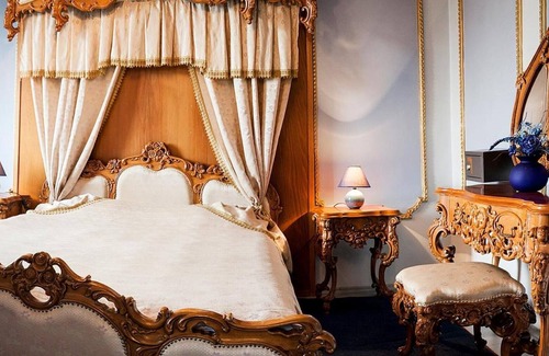Galati Hotel | Hotel KRETA
