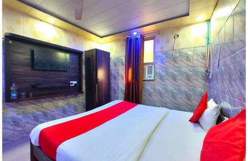Charbagh Hotel | HOTEL# KRISHNA PALACE Near Railway Station -Free Wi-fi and Parking Facilities - A Top Rated Hotel