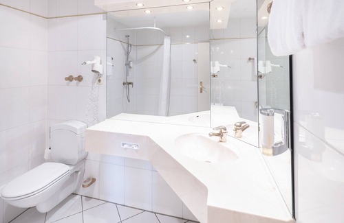 Halensee Hotel | Hotel Kronprinz Berlin