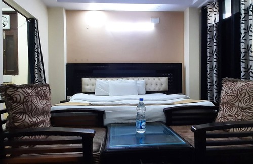 Jasola Hotel | Hotel Kundan Palace