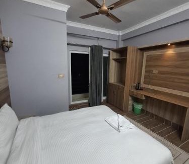 Madhyapur Thimi Hotel | Hotel Kunsaaling and Restaurant pvt ltd