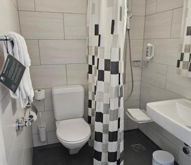 Tscheppach Hotel | Hotel Kurhaus am Sarnersee