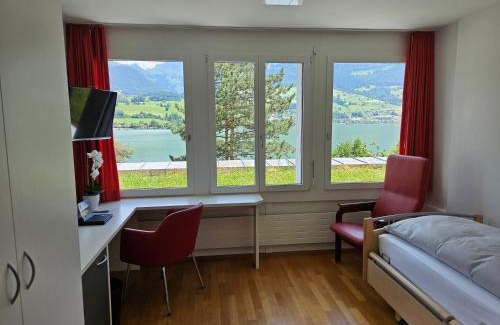 Tscheppach Hotel | Hotel Kurhaus am Sarnersee