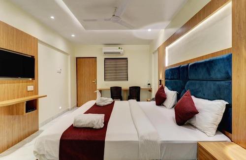Chembur East Hotel | Hotel Kurla Residency