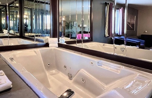 Longueuil Hotel | Hotel L'Express
