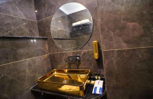 Balurghat Hotel | Hotel La Casa, Amritsar #Swimming Pool #Prime Location #Luxury Rooms #Best Selling
