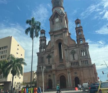 Palmira Hotel | Hotel La Central Belalcazar Palmira