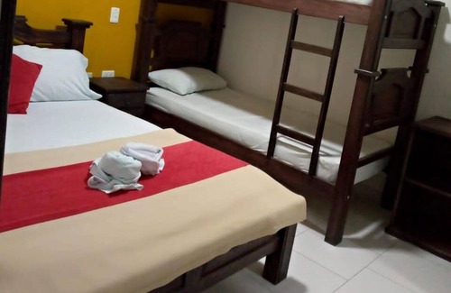 Pinchote Hotel | HOTEL LA ISLA